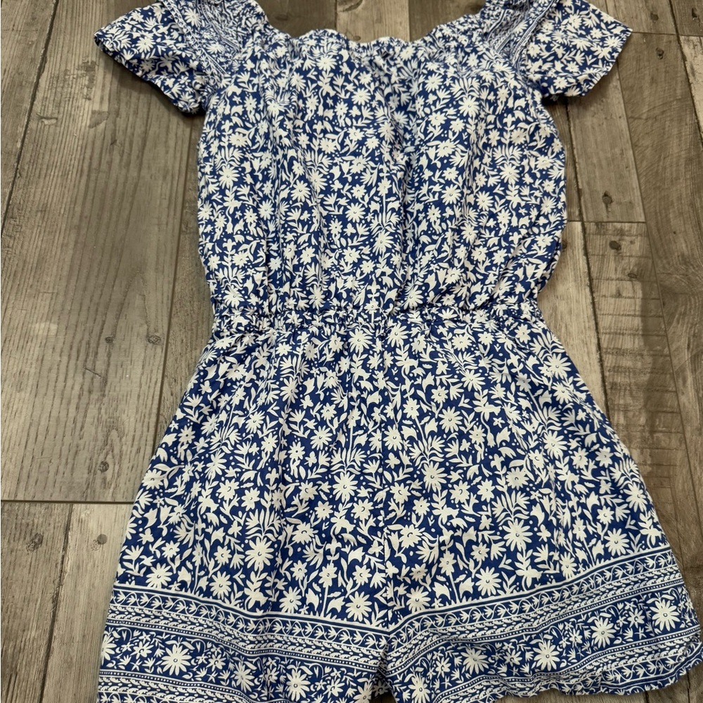 Vineyard Vine Romper Women Medium Blue White Floral Pockets Tie Lined Preppy - Picture 5 of 8